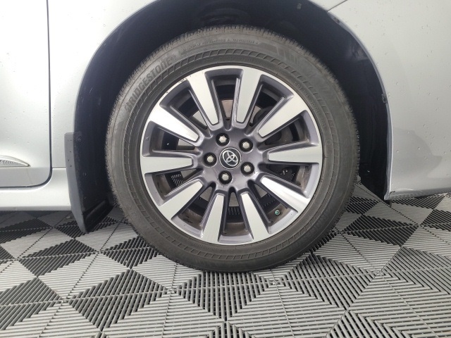used 2018 Toyota Sienna car, priced at $26,822