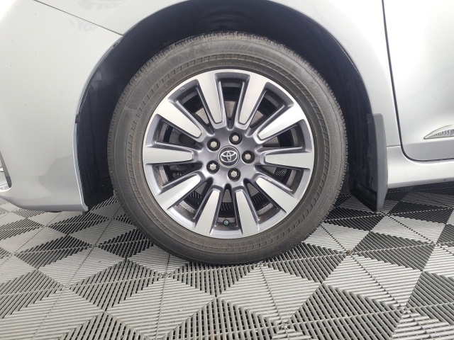 used 2018 Toyota Sienna car, priced at $26,822