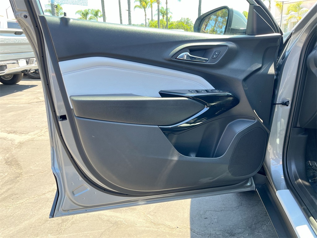 new 2025 Chevrolet Trax car, priced at $22,149