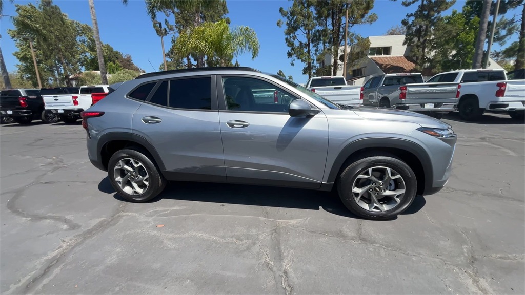 new 2025 Chevrolet Trax car, priced at $22,149