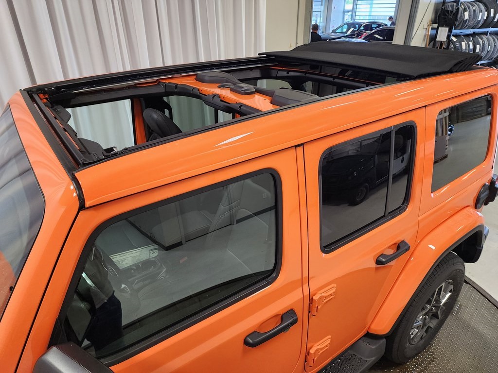 new 2025 Jeep Wrangler car, priced at $55,755