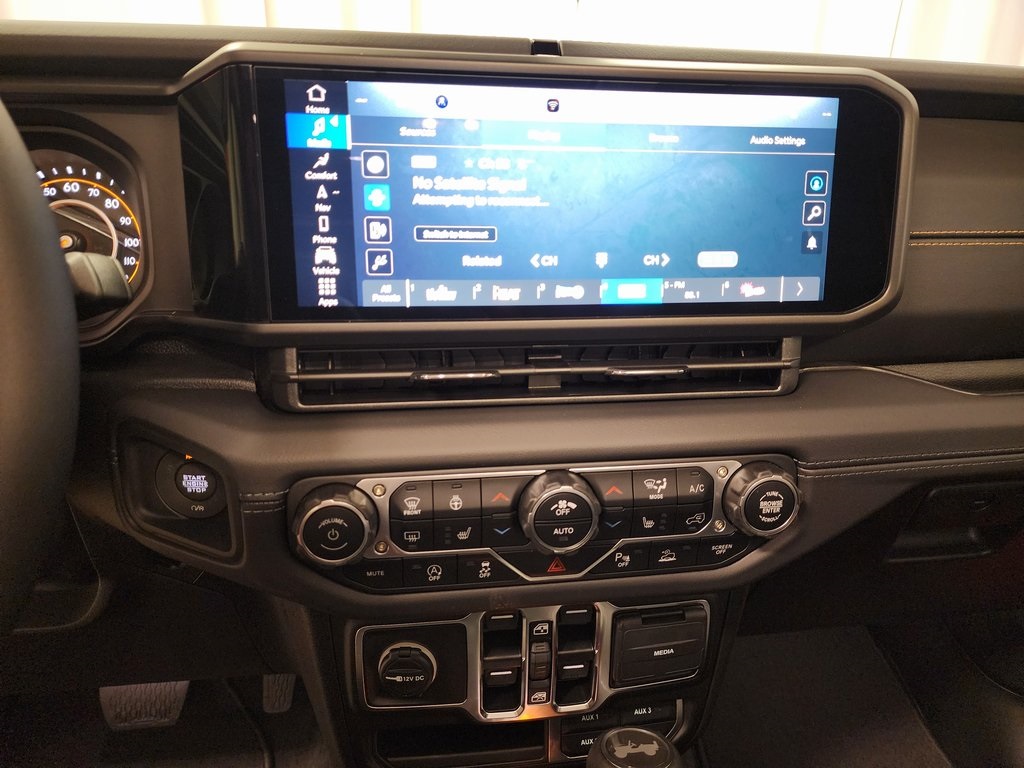 new 2025 Jeep Wrangler car, priced at $55,755
