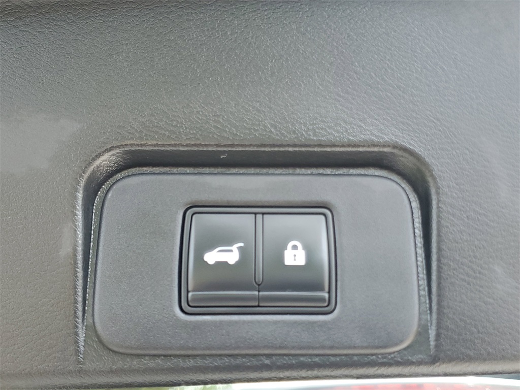 used 2021 Nissan Rogue car, priced at $21,488