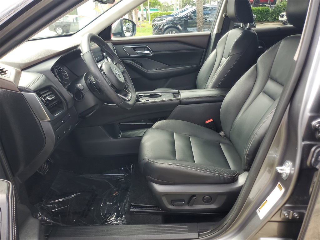 used 2021 Nissan Rogue car, priced at $21,488