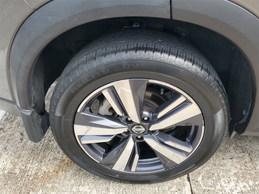 used 2021 Nissan Rogue car, priced at $21,488