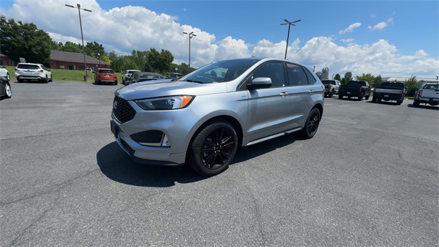 used 2022 Ford Edge car, priced at $27,199