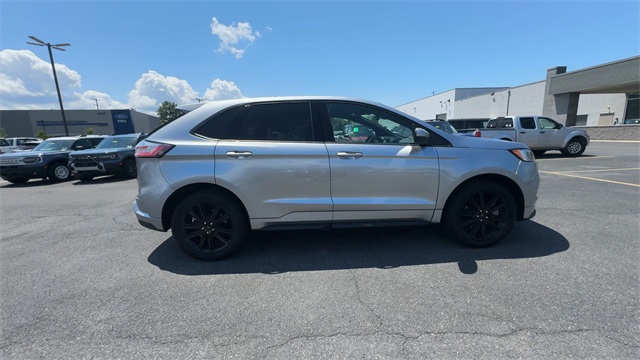 used 2022 Ford Edge car, priced at $27,199
