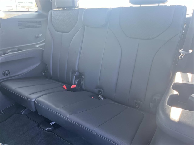 used 2025 Hyundai Palisade car, priced at $38,800