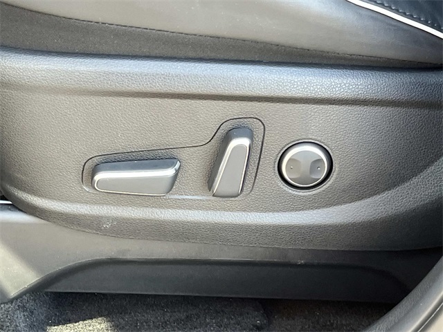 used 2025 Hyundai Palisade car, priced at $38,800