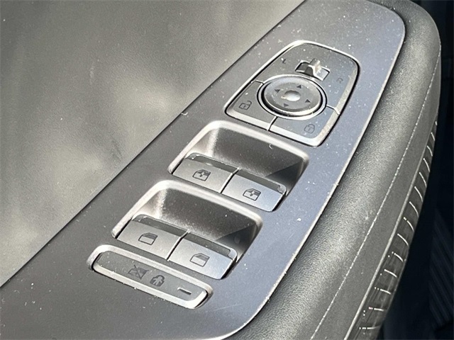 used 2025 Hyundai Palisade car, priced at $38,800