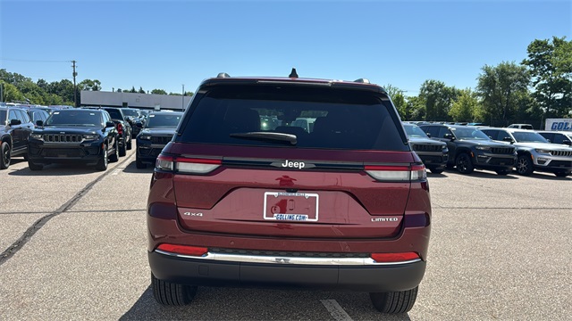 new 2025 Jeep Grand Cherokee car, priced at $45,025