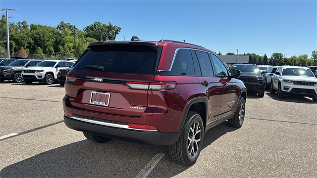 new 2025 Jeep Grand Cherokee car, priced at $45,025