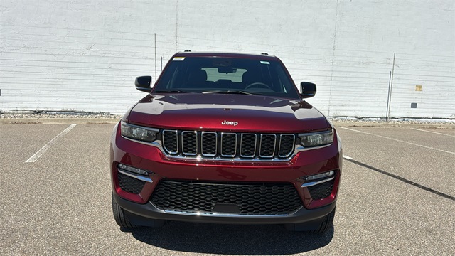 new 2025 Jeep Grand Cherokee car, priced at $45,025