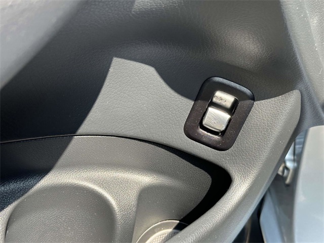 used 2022 Mercedes-Benz GLC car, priced at $37,451