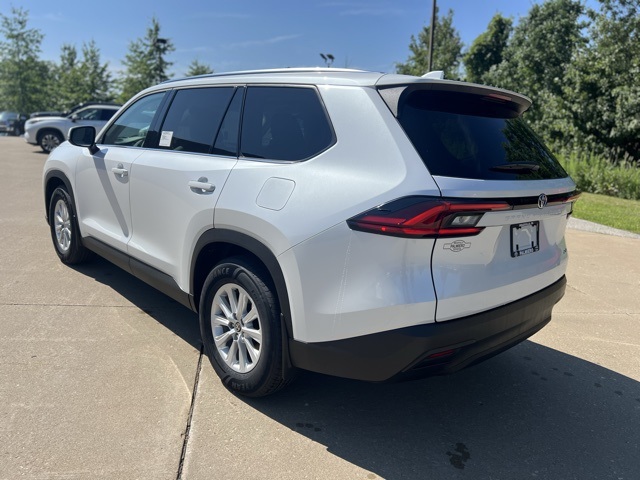 new 2025 Toyota Grand Highlander car, priced at $47,483