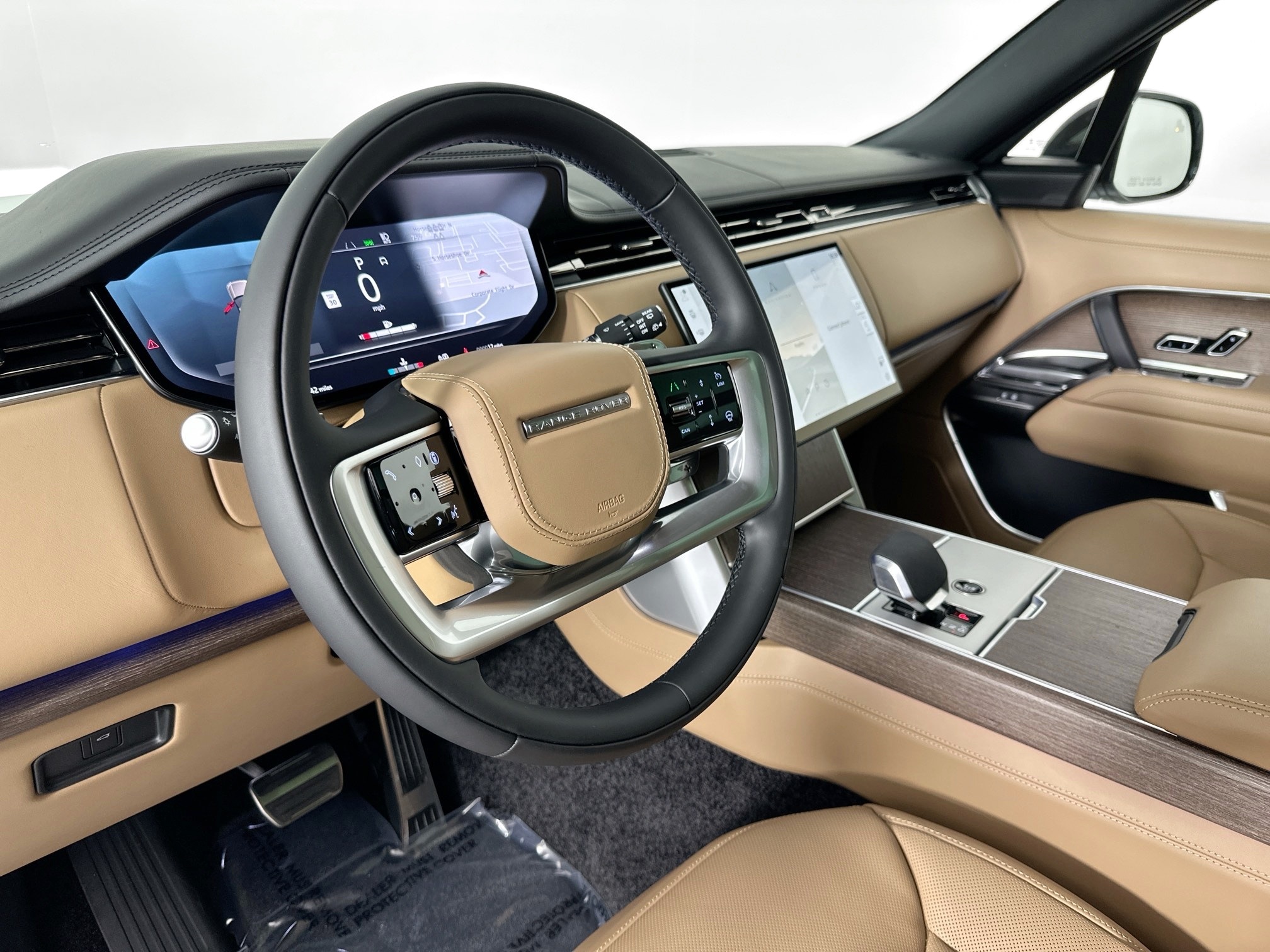 new 2025 Land Rover Range Rover car, priced at $129,115