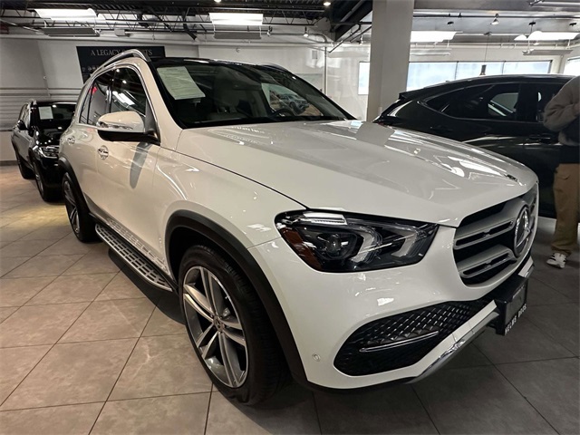 used 2022 Mercedes-Benz GLE car, priced at $46,991