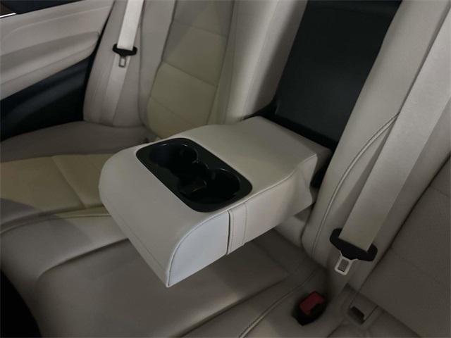 used 2022 Mercedes-Benz GLE car, priced at $46,991