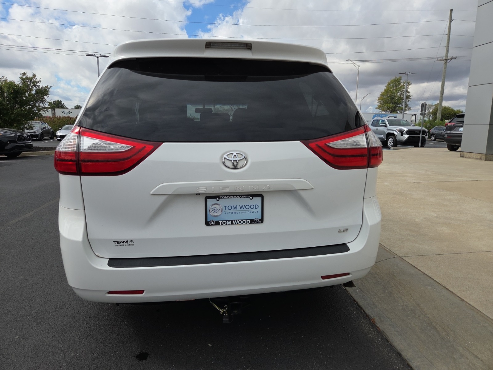 used 2015 Toyota Sienna car, priced at $13,521