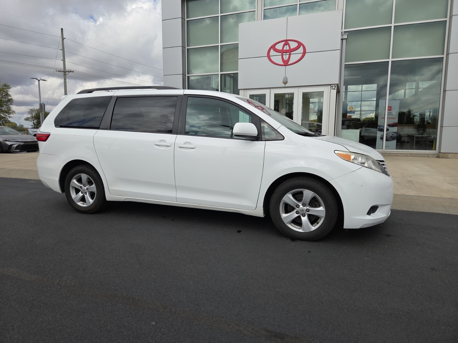 used 2015 Toyota Sienna car, priced at $13,521
