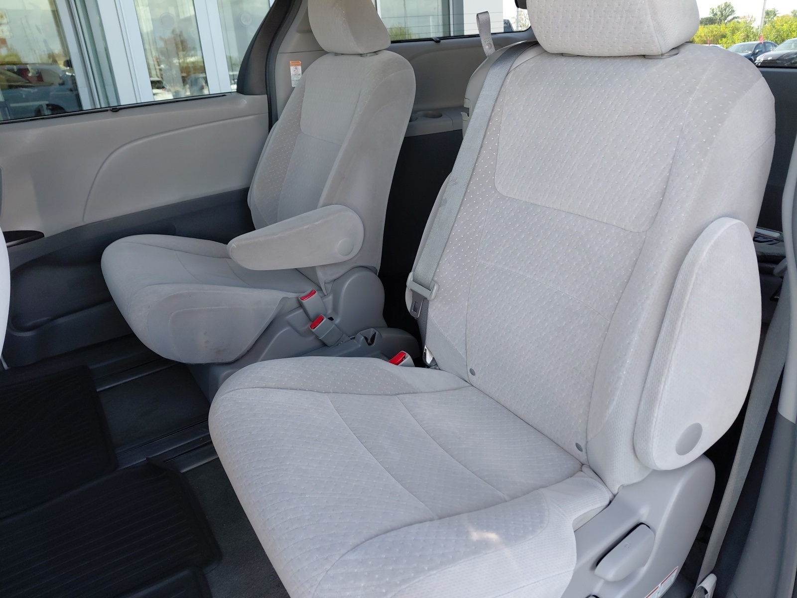 used 2015 Toyota Sienna car, priced at $13,521