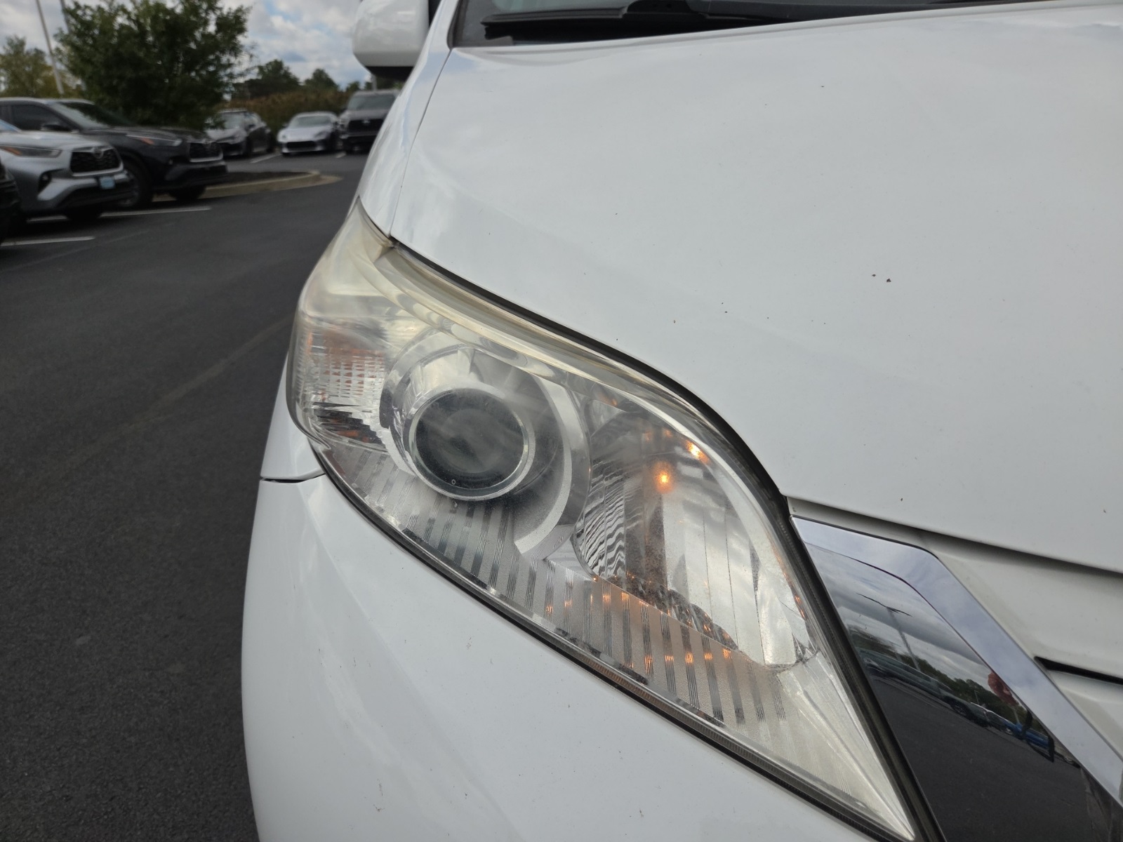 used 2015 Toyota Sienna car, priced at $13,521
