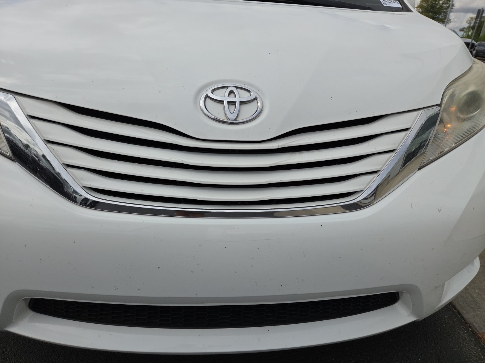used 2015 Toyota Sienna car, priced at $13,521