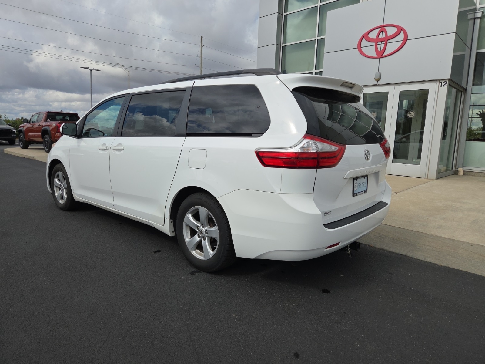 used 2015 Toyota Sienna car, priced at $13,521