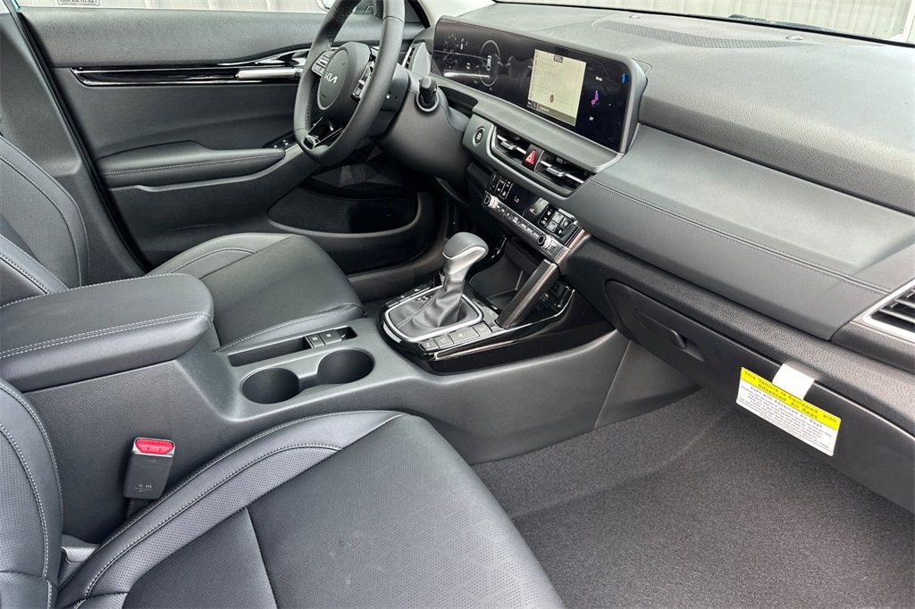 new 2026 Kia Seltos car, priced at $33,370