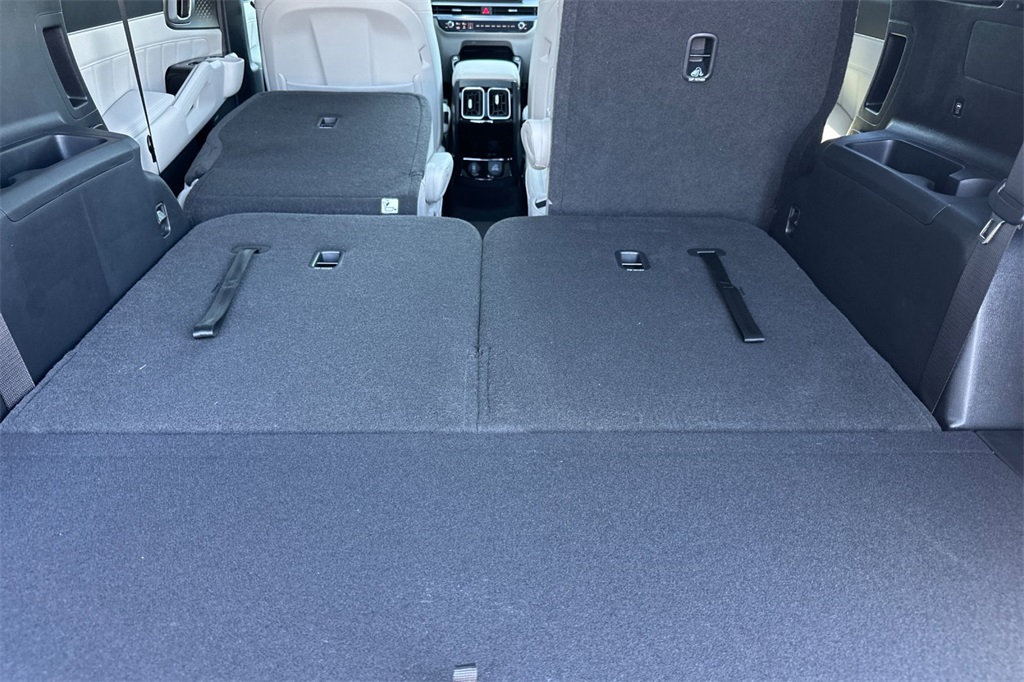new 2025 Kia Sorento Hybrid car, priced at $48,535