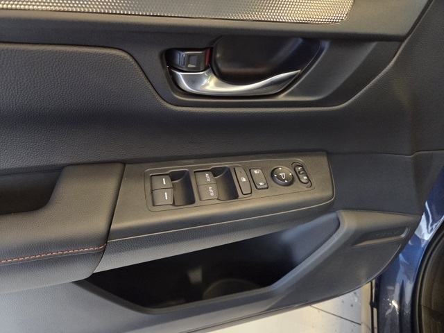 new 2026 Honda CR-V Hybrid car, priced at $38,525