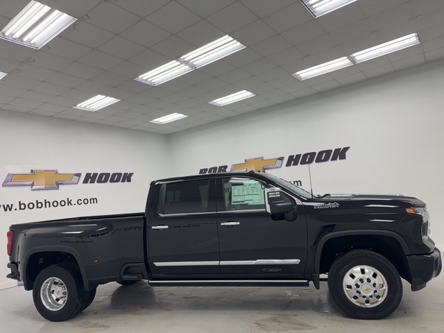 new 2025 Chevrolet Silverado 3500HD car, priced at $92,935
