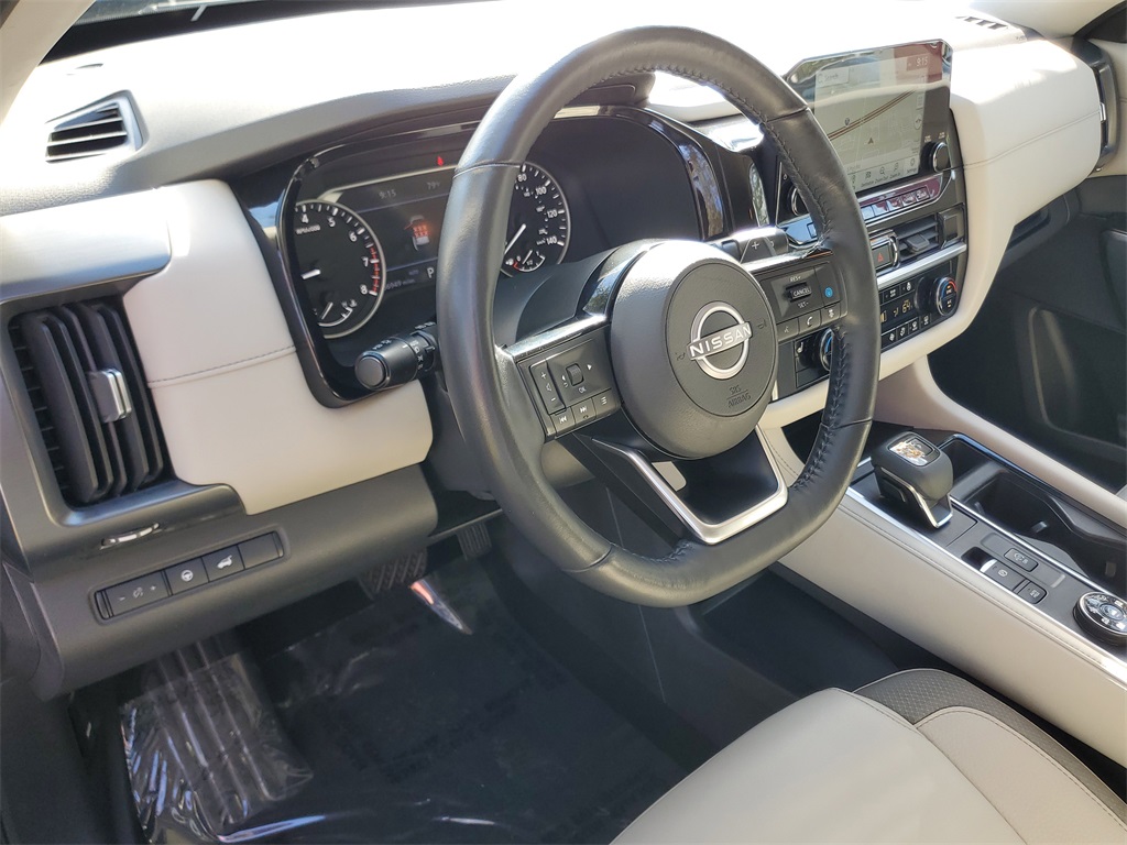 used 2022 Nissan Pathfinder car, priced at $24,795