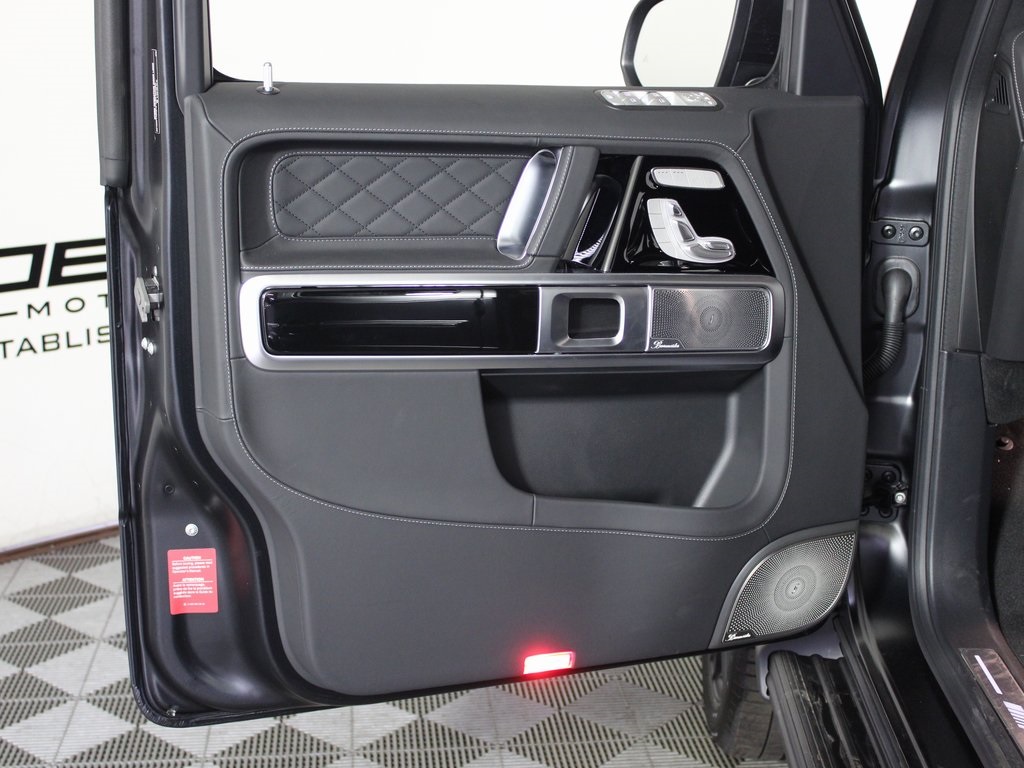new 2025 Mercedes-Benz G-Class car, priced at $209,385