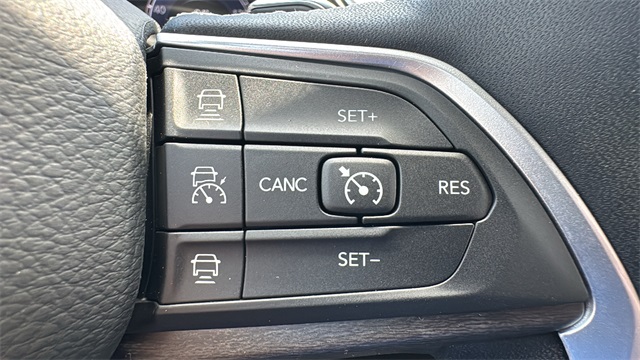 new 2025 Jeep Grand Cherokee car, priced at $45,912