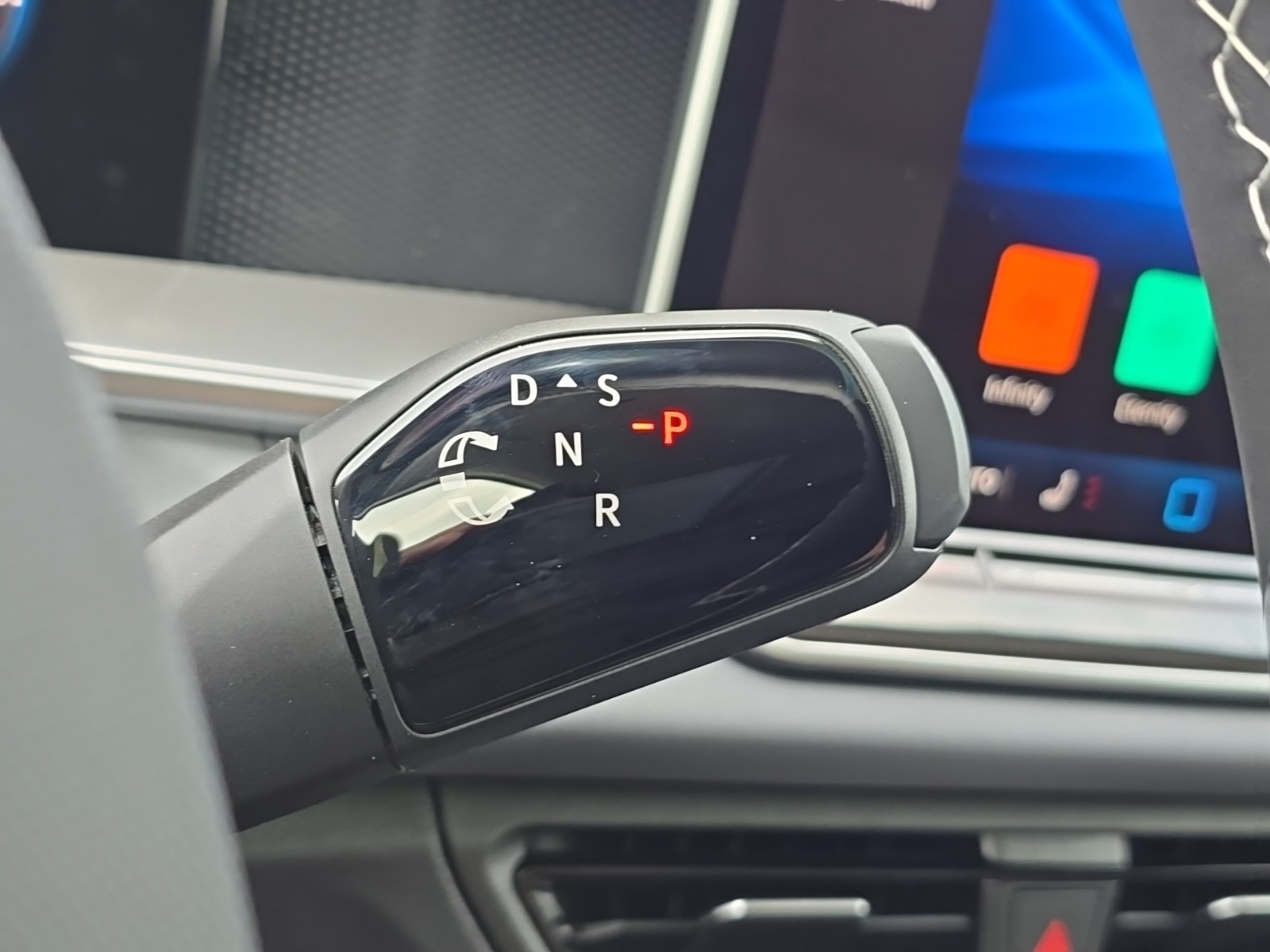 new 2025 Volkswagen Tiguan car, priced at $35,752