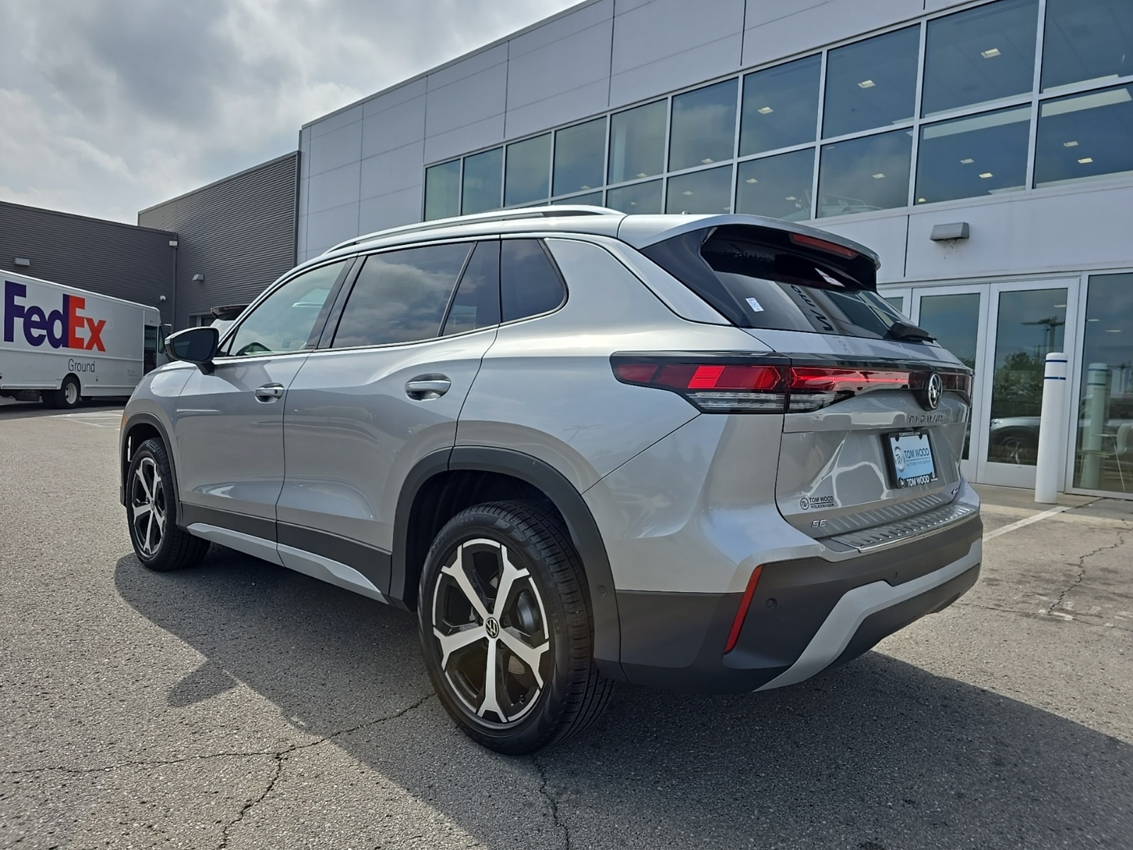new 2025 Volkswagen Tiguan car, priced at $35,752