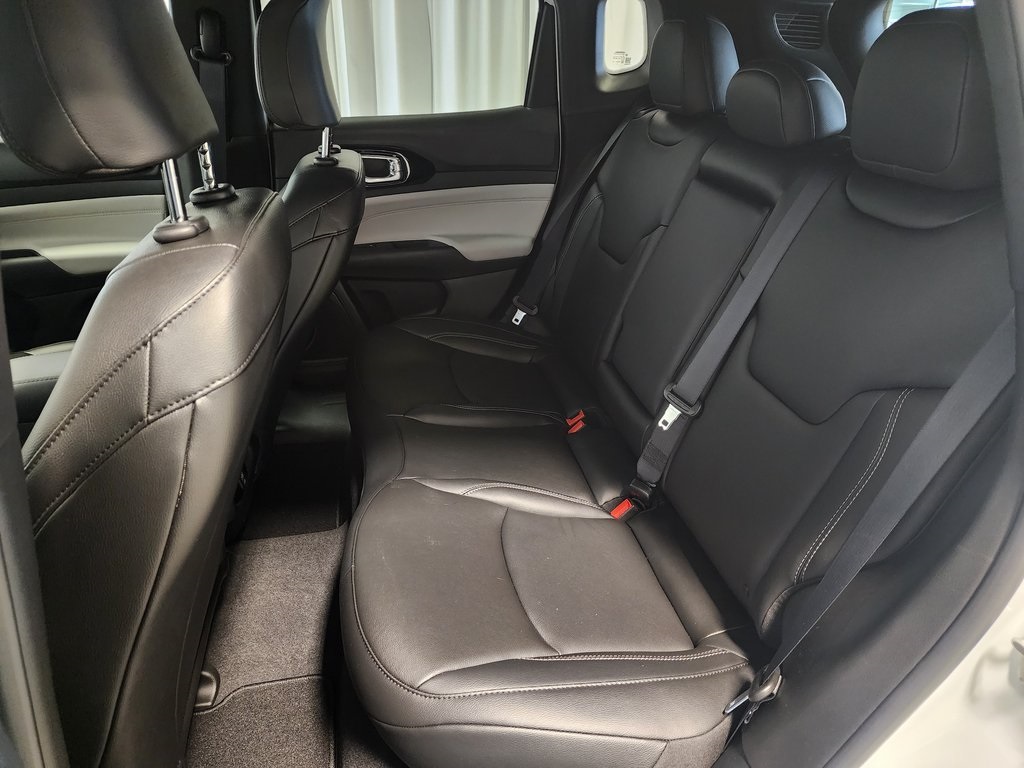 new 2025 Jeep Compass car, priced at $32,131