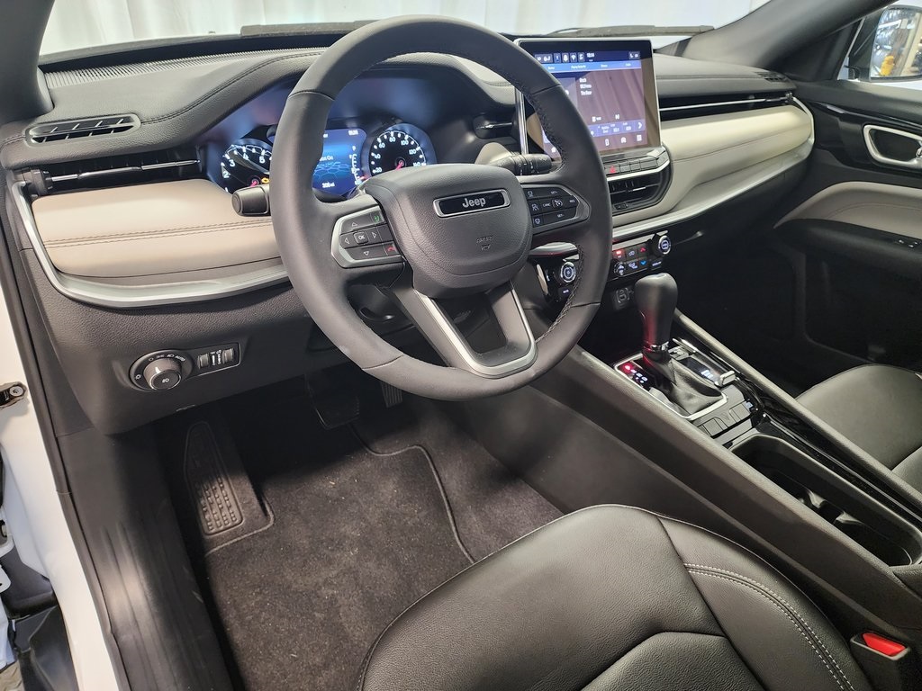new 2025 Jeep Compass car, priced at $32,131