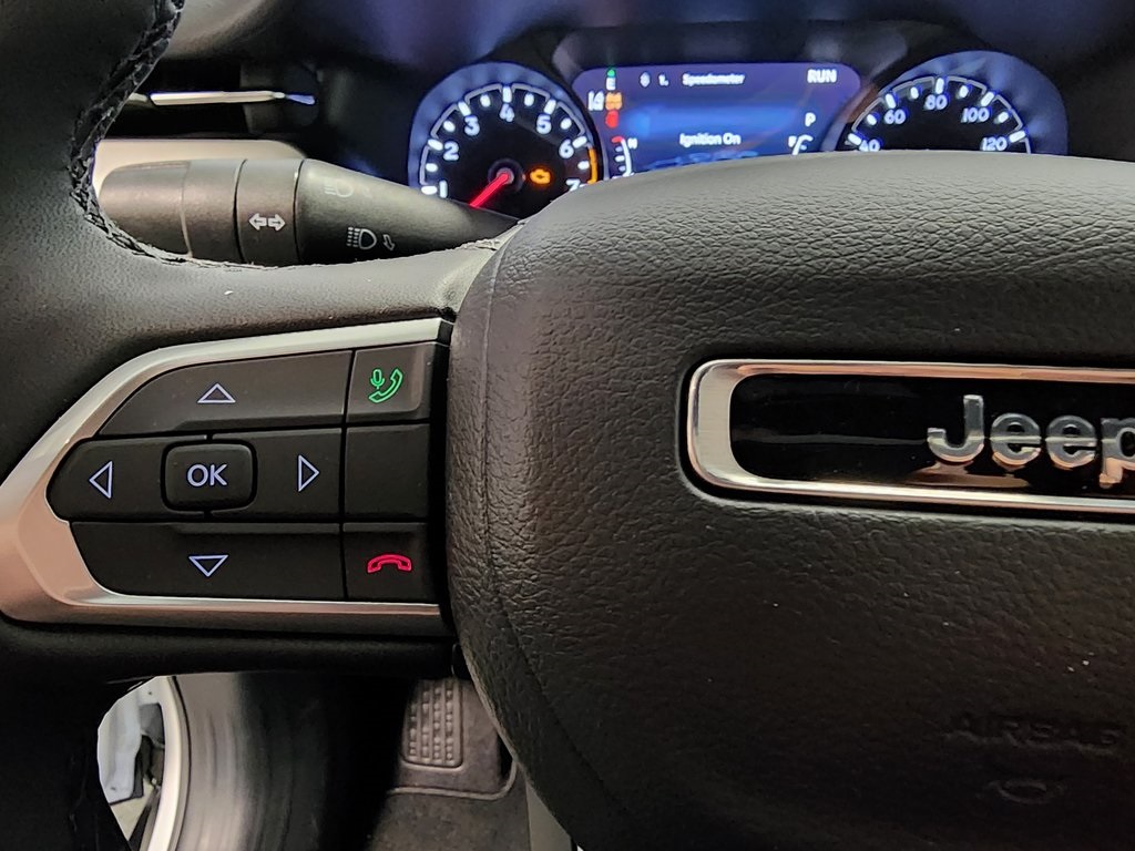 new 2025 Jeep Compass car, priced at $32,131