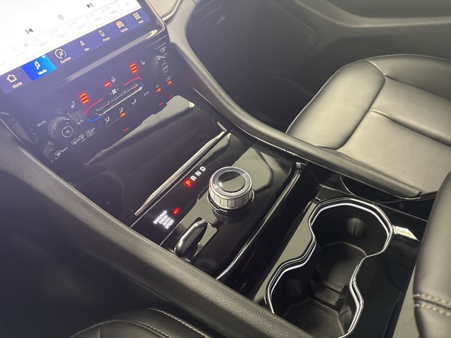 used 2023 Jeep Grand Cherokee car, priced at $35,335