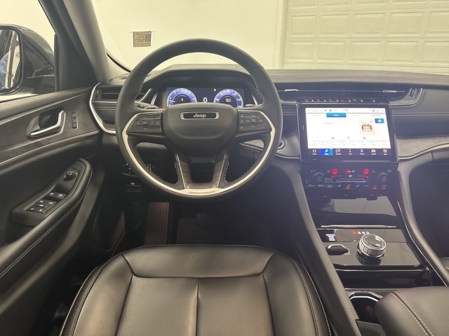 used 2023 Jeep Grand Cherokee car, priced at $35,335