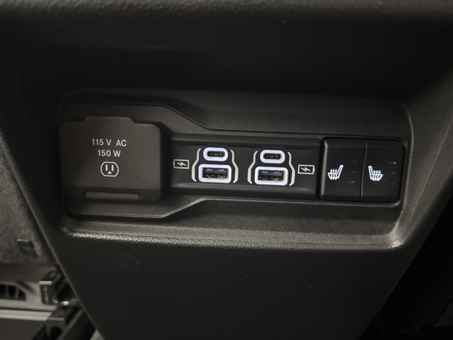used 2023 Jeep Grand Cherokee car, priced at $35,335