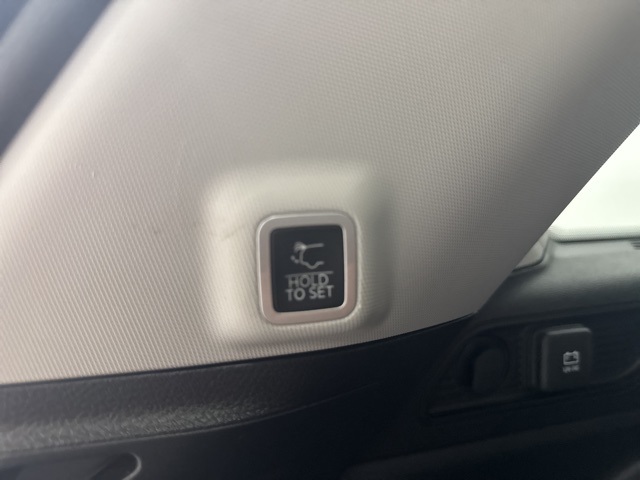 used 2023 Jeep Grand Cherokee car, priced at $35,335