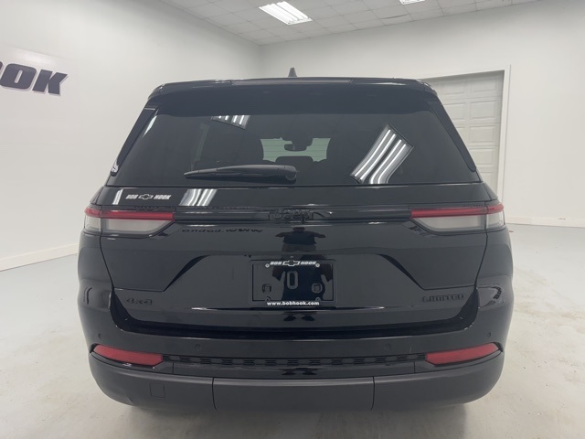 used 2023 Jeep Grand Cherokee car, priced at $35,335