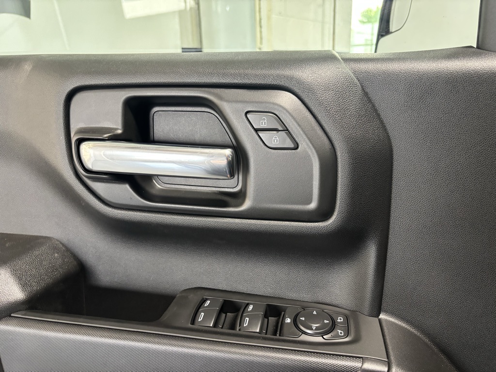 new 2025 Chevrolet Silverado 1500 car, priced at $44,397