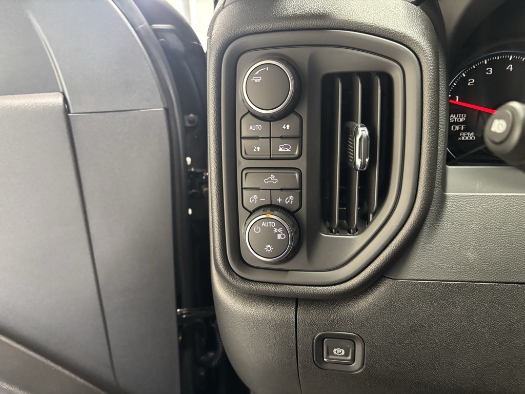 new 2025 Chevrolet Silverado 1500 car, priced at $44,397