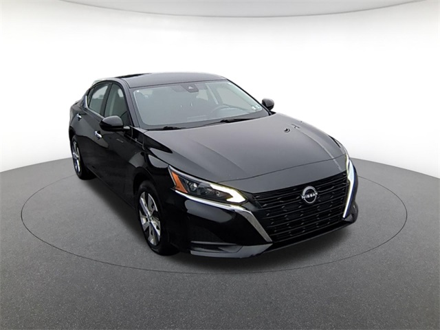 used 2023 Nissan Altima car, priced at $15,911