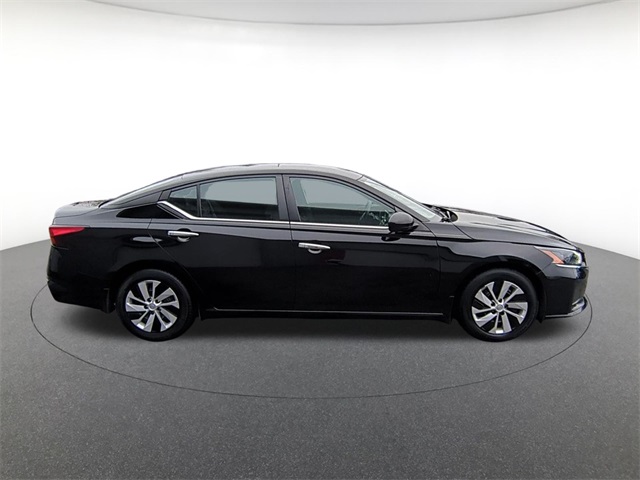 used 2023 Nissan Altima car, priced at $15,911