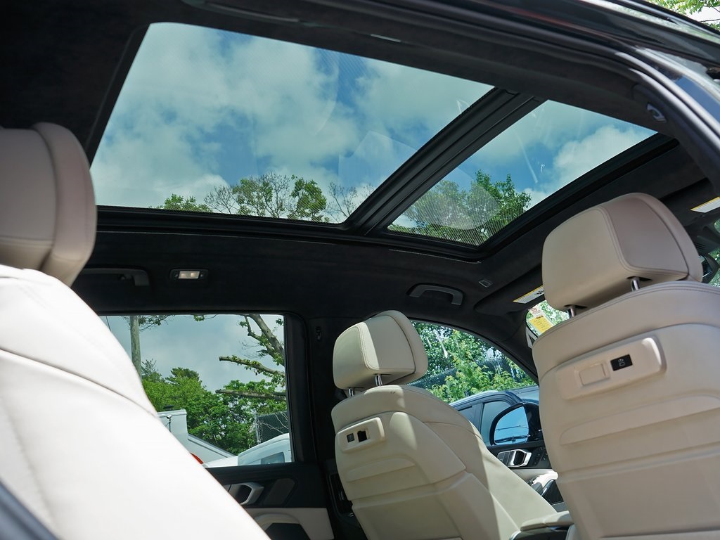 used 2022 BMW X7 car, priced at $53,995